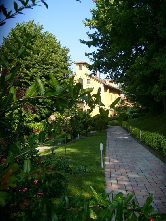 Casa Dei Frati Otel Asti Dış mekan fotoğraf
