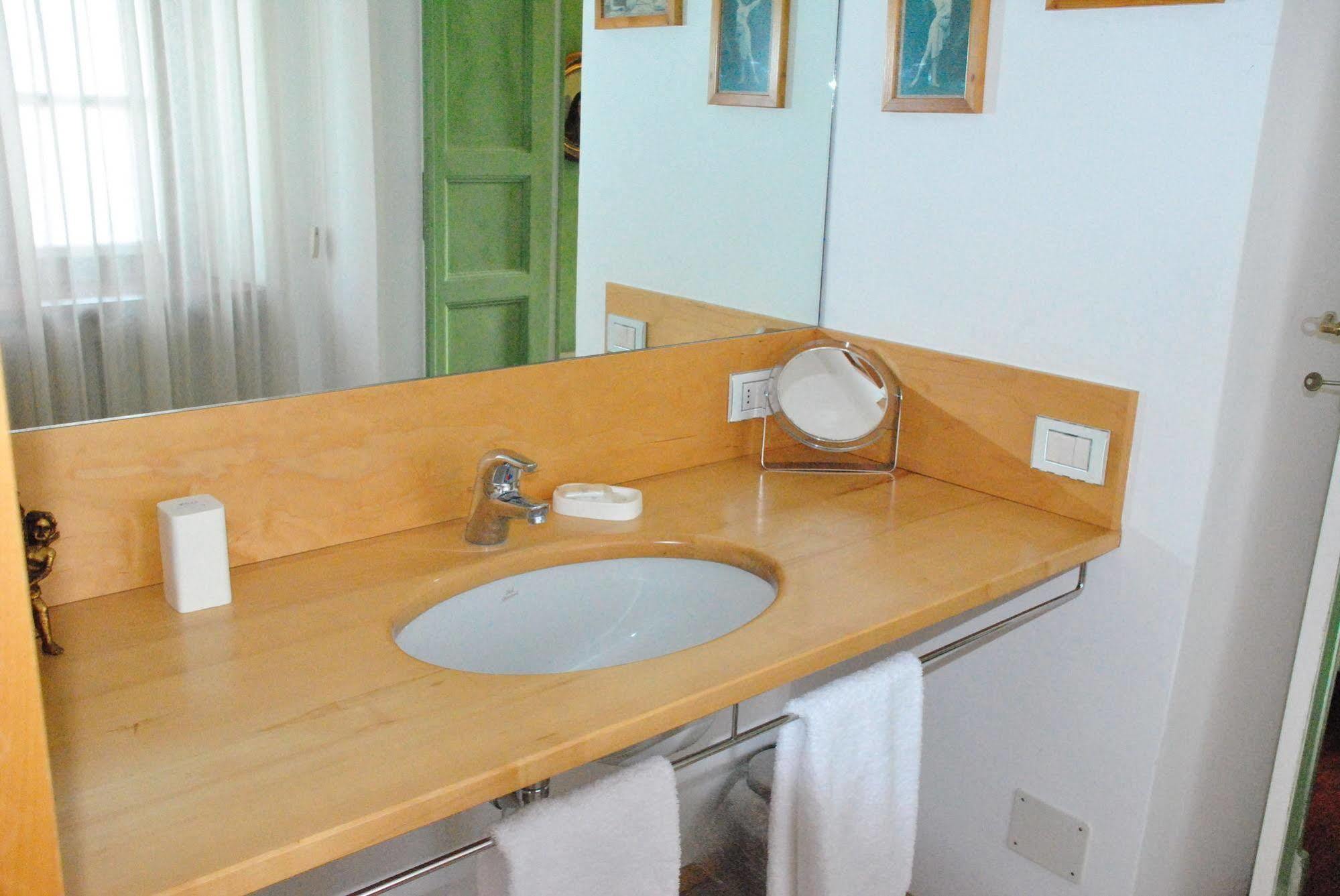 Casa Dei Frati Otel Asti Dış mekan fotoğraf